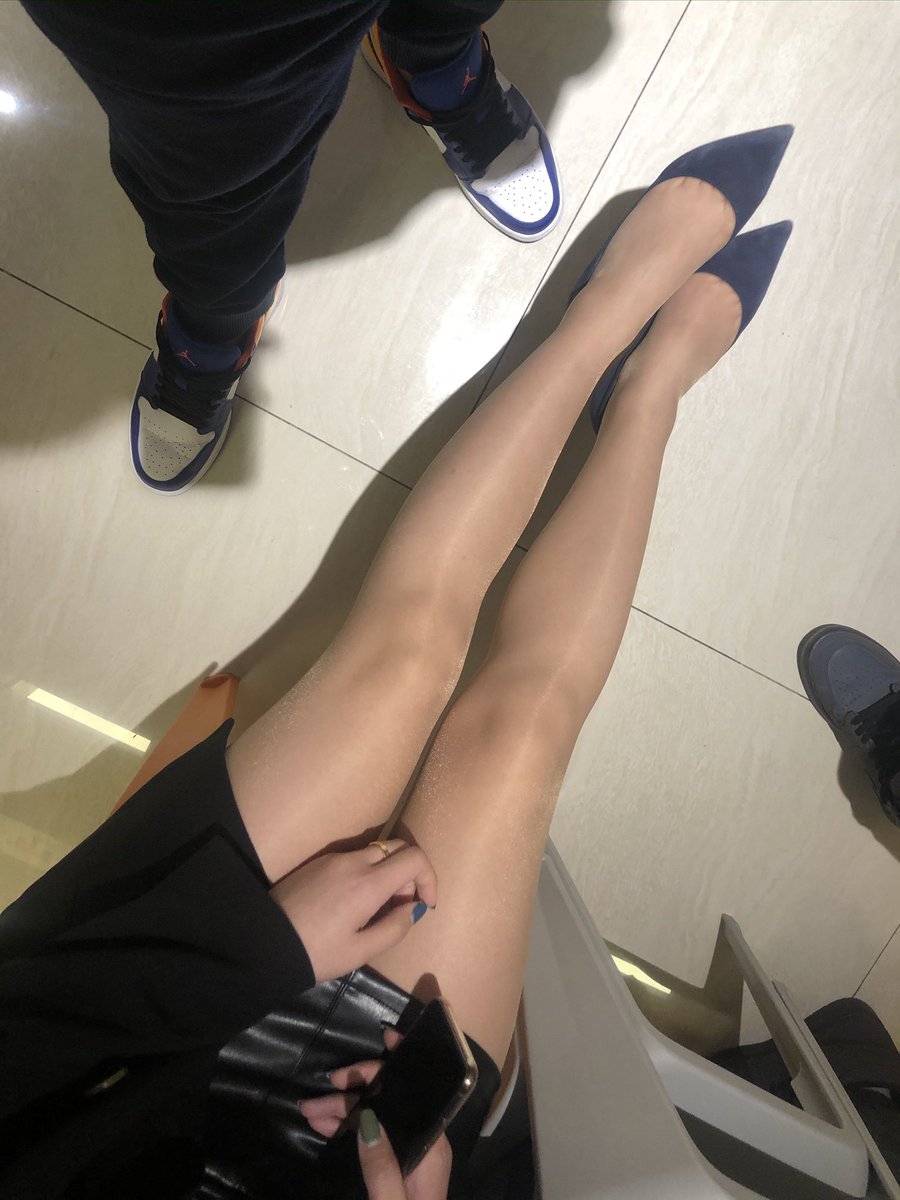 chloeqi718's tweet photo. 首推
#昆明 #羞耻 #反差婊 https://t.co/mtkKCYONOE