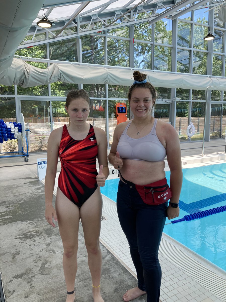 4Quelline's tweet photo. guess which one of these deutsch 4 students is a lifeguard🤔 https://t.co/32XVgbWZKl