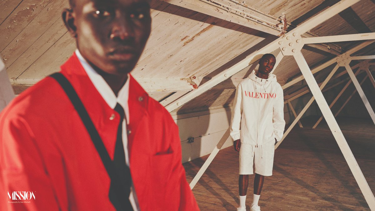 MaisonValentino's tweet photo. A red nylon shirt and white logo hooded coat from #ValentinoGardenColor are shot in the latest issue of Mission Magazine, captured by #JemMitchell and styled by #GaryArmstrong

#ValentinoNewsstand https://t.co/BE3tEsrz3E
