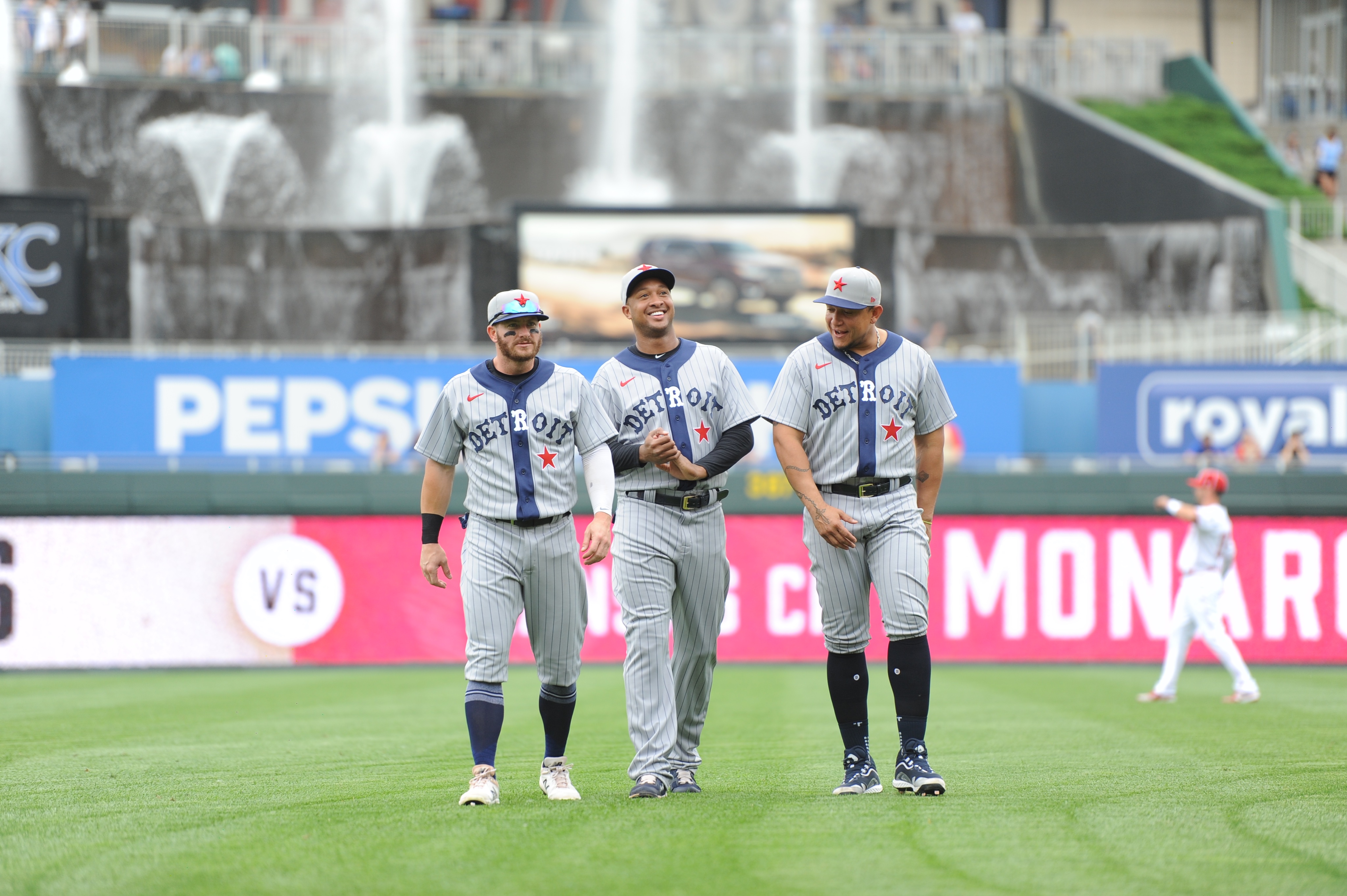 Detroit Tigers on X: We join the @Royals in saluting the Negro Leagues  today by wearing Detroit Stars uniforms.  / X