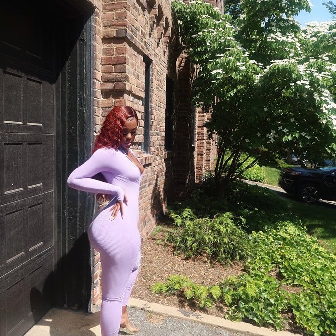 da baddest 🧞&zwj;♀️ https://t.co/wq24y0WJrg<a href="/tag/wilsonprom2k14"class="tags"><span>#wilsonprom2k14</span></a>