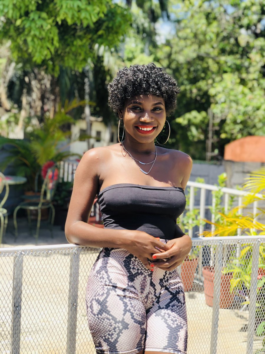 SungeeeM's tweet photo. sometimes you don’t need a reason to be happy, you just need to be the reason for happiness
Hair @uptodatebeautysalon
#sundjee
#HappySunday
Sun🖤🦋 https://t.co/zLhklafp76