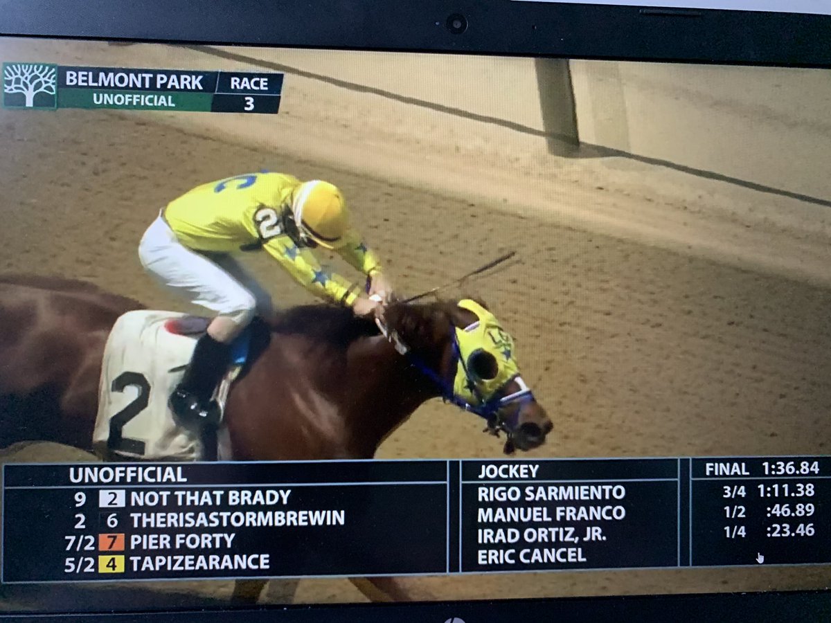 Felicitaciones a una yunta q logro muchos triunfos en La Rinconada Rigo Sarmiento y Lenin Cruz por cierto primera victoria de R Sarmiento en Belmont y primera victoria de L.Cruz.