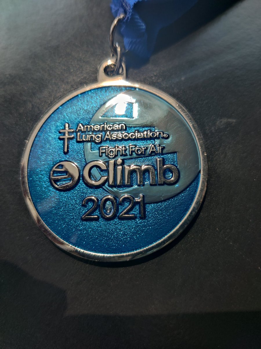 JimNich7181977's tweet photo. First ever stair climb done for American Lung Association. 1,076 stairs in 15:13.04. #climbdetroit https://t.co/mOLK33szq9
