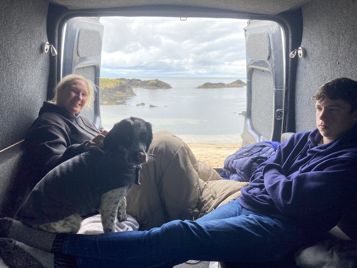 chrissy1981's tweet photo. Bought a van. Took it for a road trip. It rained! Didn’t care https://t.co/tBhdyKg3Ou
