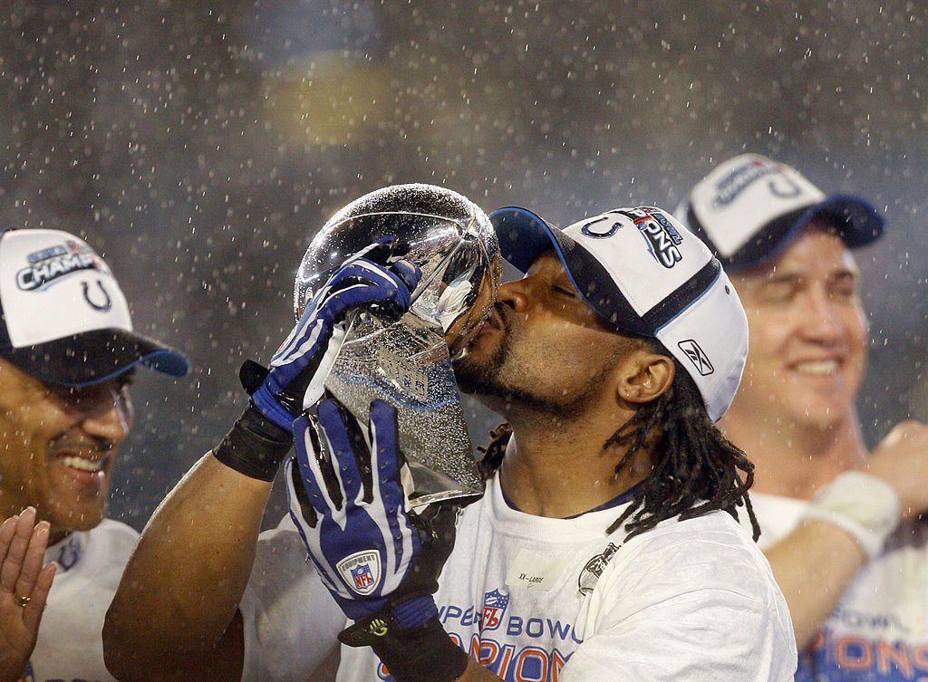 LockedOnColts's tweet photo. Safeties to win DPOY over the last 35 years:

• Ed Reed
• Troy Polamalu
• #Colts Bob Sanders

Never forget how special The Hitman was when healthy. https://t.co/f9tQqham8N