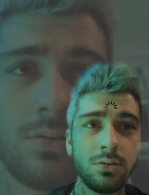 zjmxlegend's tweet photo. zayn when he opens twitter today n find out he has a tour coming just bc we decided so #ZaynOnTour https://t.co/0jbW1C53By