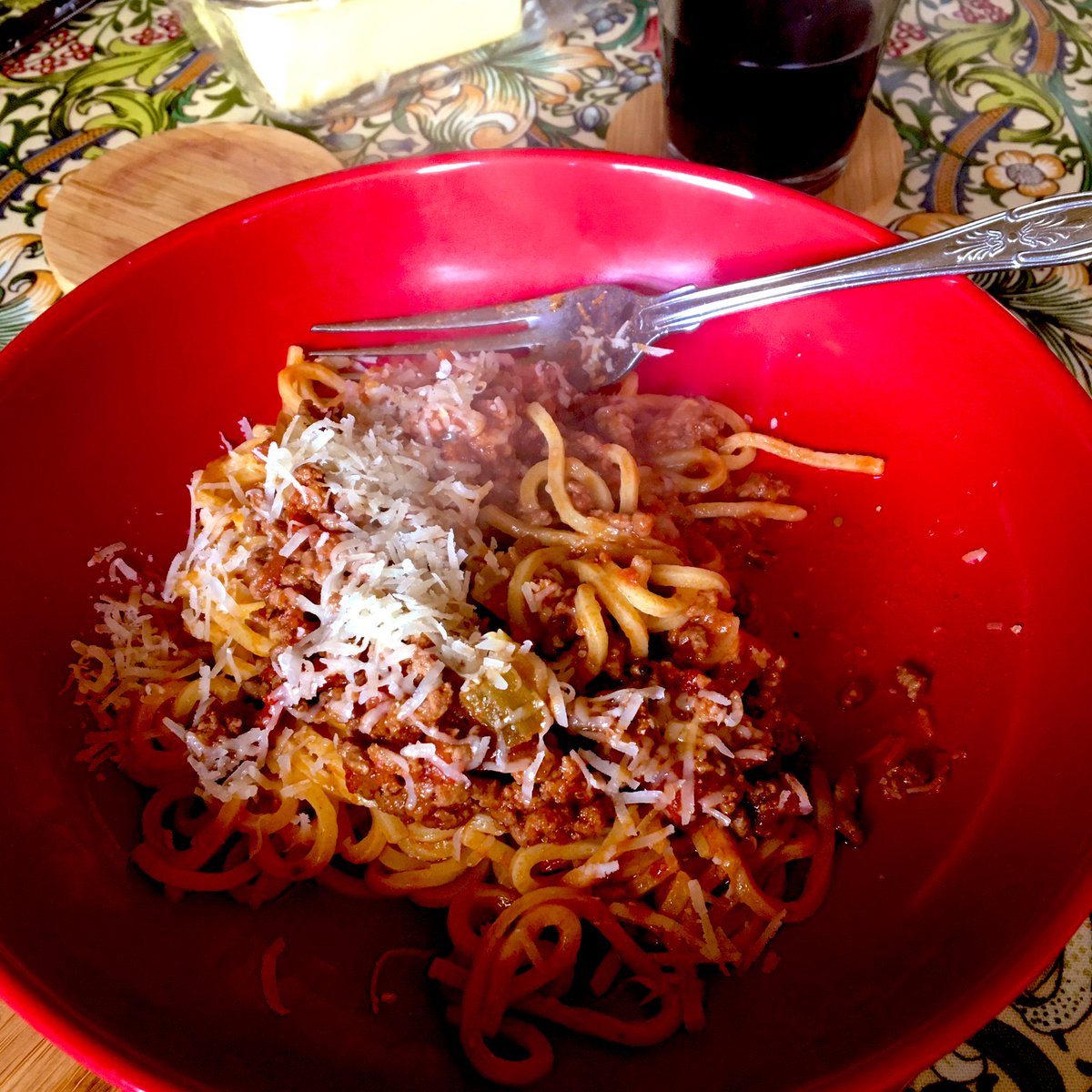 MorleyLass92's tweet photo. My husband has always made the best spaghetti bolognese , I think he is part #coleone #revengeisadishbestservedcold https://t.co/WbyG2hMKGN