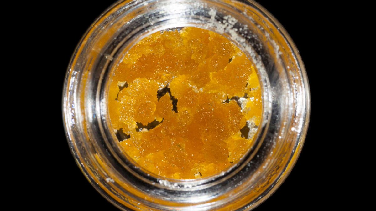 CBDLearningBase's tweet photo. What Is Live Resin?

Live resin is a concentrated cannabinoid and terpene oil extract made using frozen cannabis buds and trichome-covered plant material. Right after harvesting, the flowers are trimmed and stored in the freezer. 
#cbdoil #cbd #hemp #cbdhealth #cbdproducts https://t.co/aukxt1ZCpH