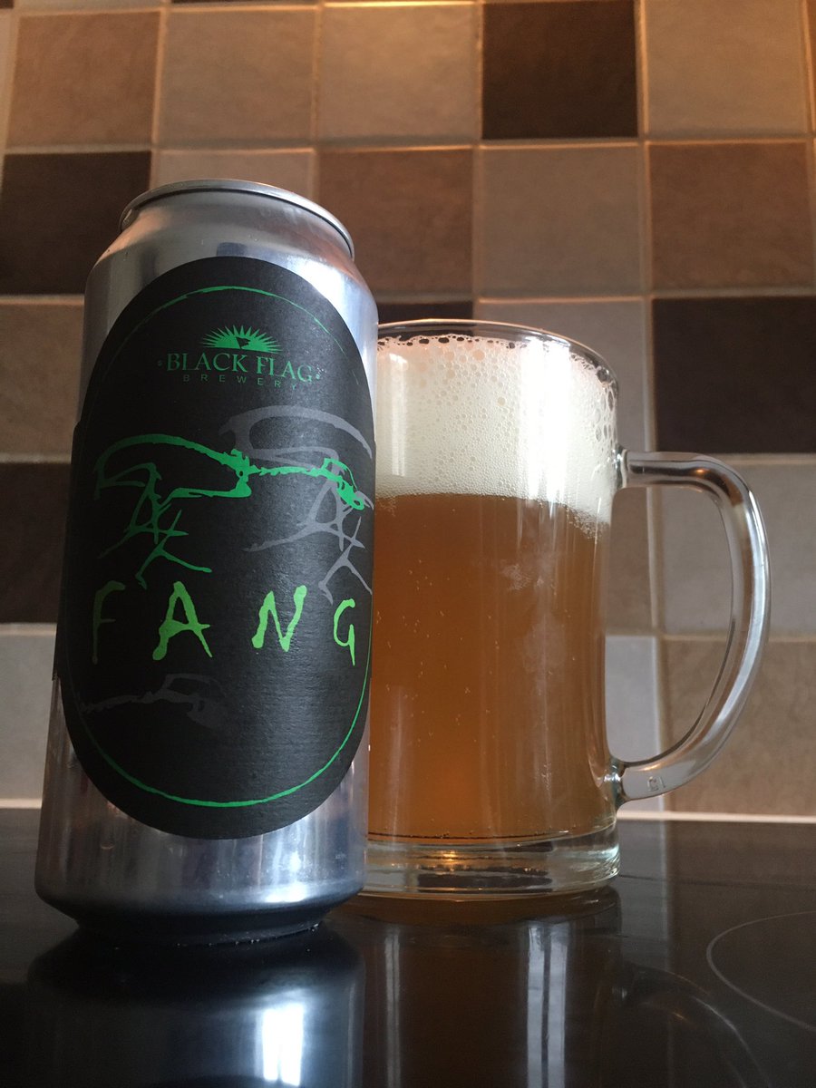 Formula one and fang this afternoon 

@blackflagbrews 

#cornishbeerclub #cornishbeer #bragbeer #blackflagbrewingco #fang #craftbeer