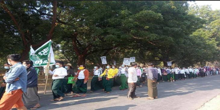 Muse, Shan State: While SAC Junta is reopening schools on Jun1, CDM is still going strong nationwide. 428 teachers from Muse are forced suspended from their positions for joining CDM also. #WhatsHappeningInMyanmar #May23Coup