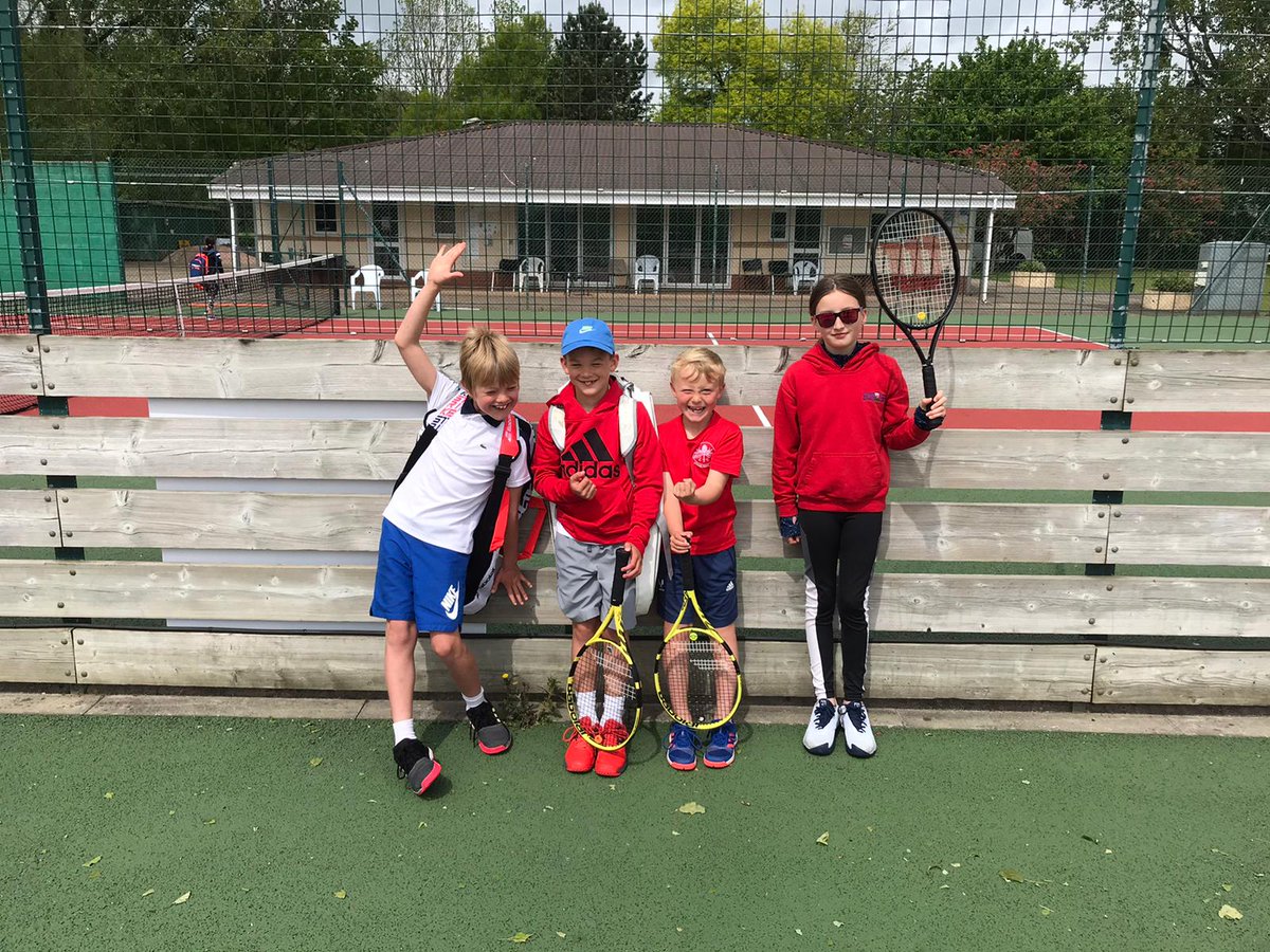 Another fantastic effort and result for our U9 team today away <a href="/UskTennisClub/">UskTennisClub</a> 
Special mention to Amber for putting up with the boys and big OC for his Orange debut 👊💪🎾👍