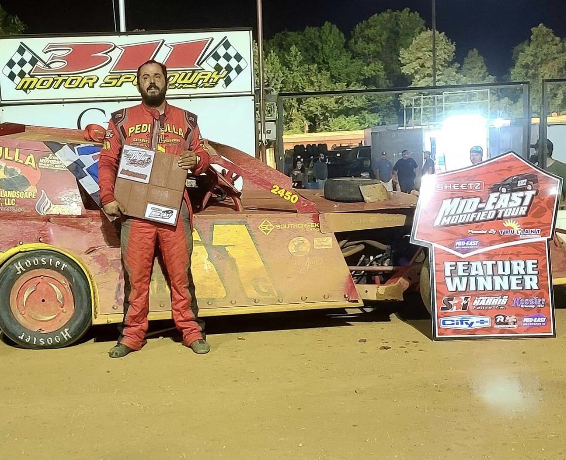 PedullaRacing's tweet photo. Win #10 of the season @311_mike at 311 Speedway #mideastmodified https://t.co/C5P0f30xn3