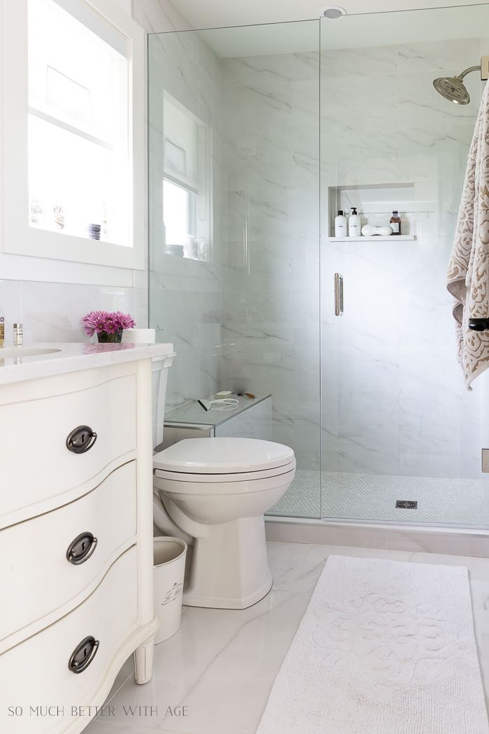 somuchbetterage's tweet photo. Love the look of marble but not the price tag? Here I am sharing my faux Carrara Marble tile look in my master bathroom plus sources where you can buy this porcelain tile!
https://t.co/Euc4H0EzM8 https://t.co/2Rc6kGRC6E