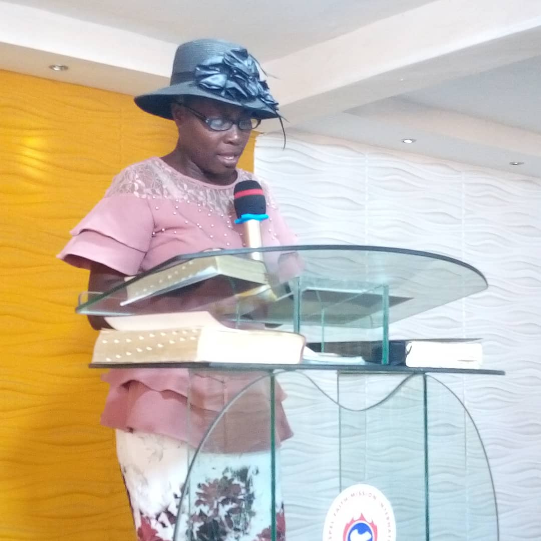 gofaminthof_'s tweet photo. MINISTERING:
Deaconess Olanike Odeyemi

FOCUS: Happy Family, Happy church, Happy Society

WHAT MAKES A HAPPY FAMILY A HAPPY ONE

#gofaminthof
#houseoffruitfulness
#Sunday https://t.co/VFEqS8bowf