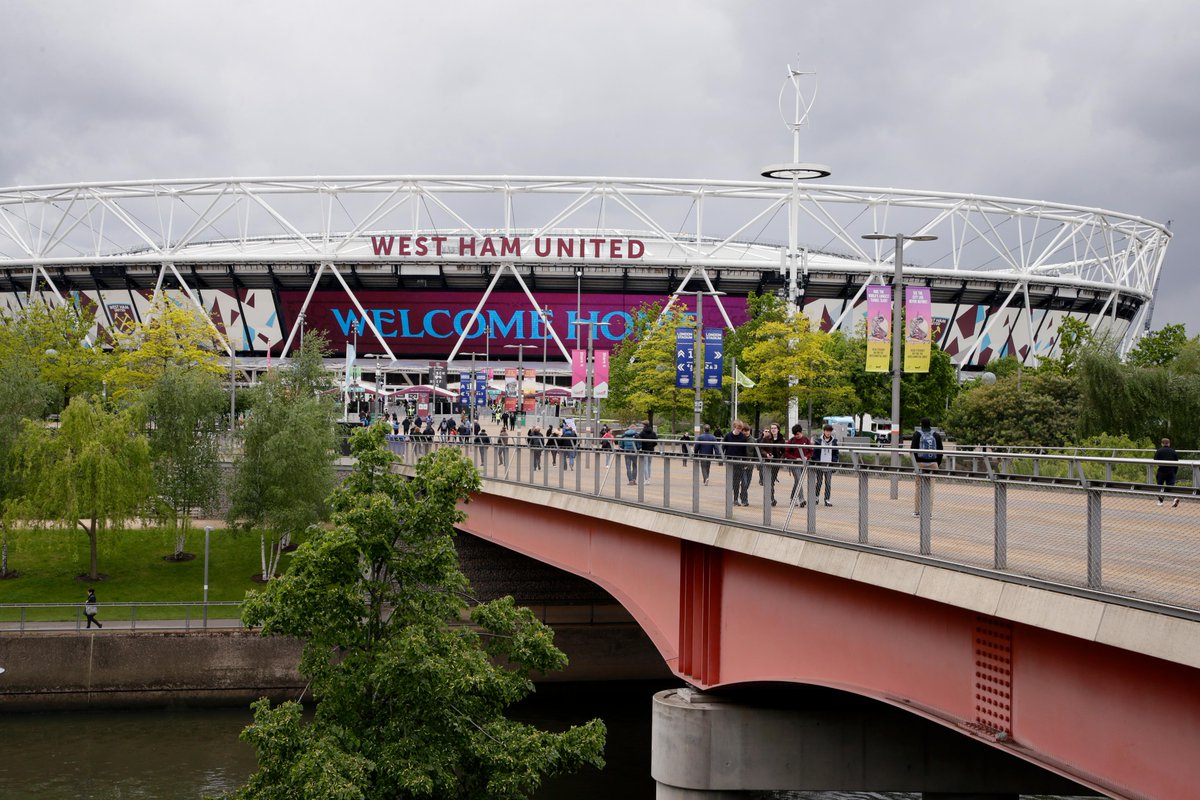 Premier League tweet media