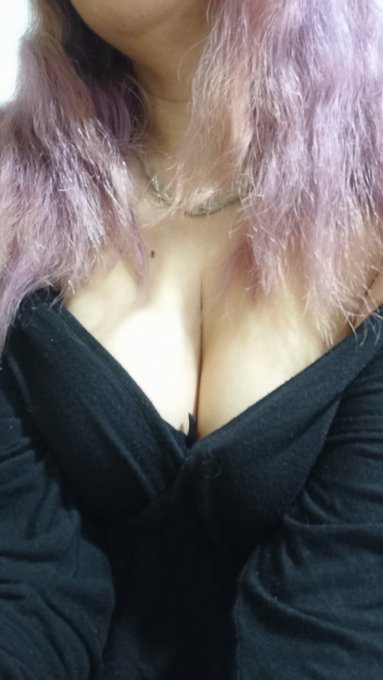 Holi uwu https://t.co/FnGtf5SsZo