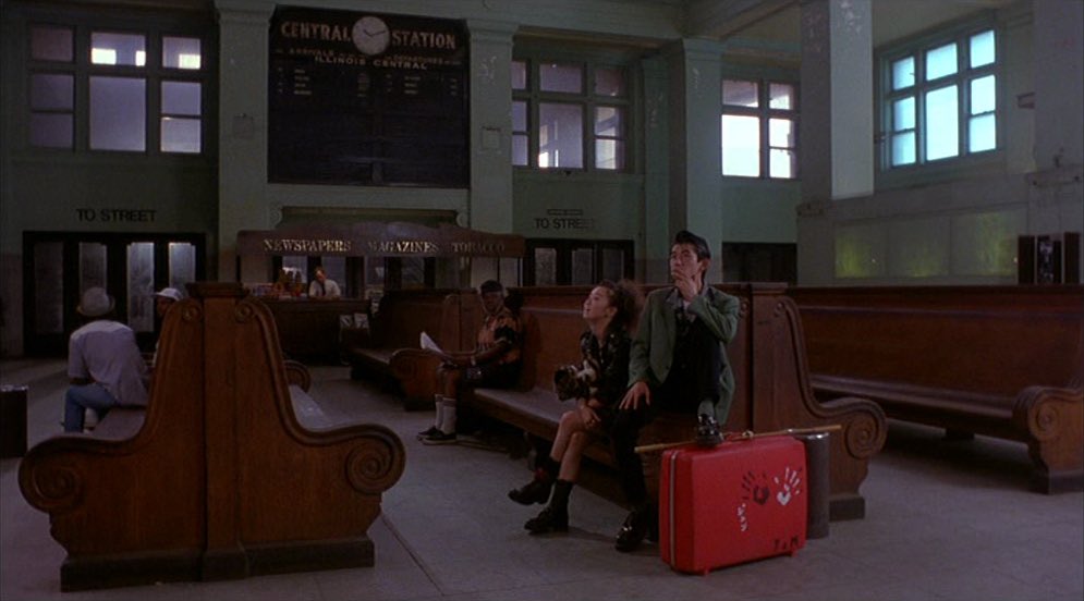 gangschiele_'s tweet photo. mystery train https://t.co/F2eGjX1y21