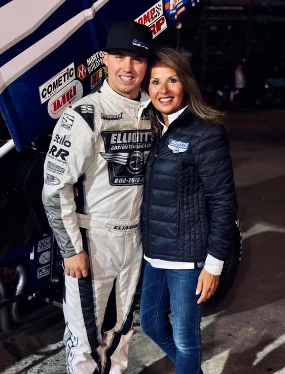 RudeenRacing's tweet photo. Huge thank you to @ElliottsTrailer for donating this @Cory_Eliason suit to be raffled today at @kokomospeedway to close out the @ASCoC #IndianaInvasion presented by the @RayceRudeenFdn with proceeds from the raffle go directly to the foundation. https://t.co/VjWBh0HtFY