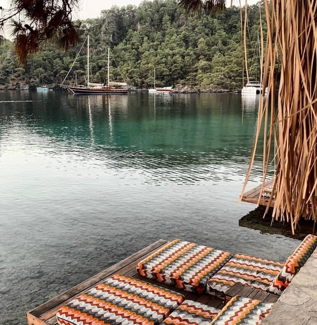 bibliyofileyla's tweet photo. Hepimizin güzel bir tatile ihtiyacı var 🏝🏖🏕🌞 https://t.co/WVkdBwUps1