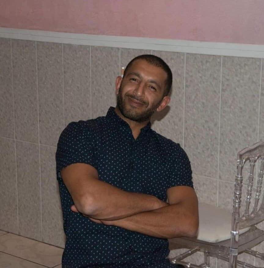 Issam 39 ans s'est noyé ce vendredi au Cap d'Agde en tentant de porter secours à une personne âgée il  nous quitte après trente minutes de réanimation. Issam  originaire de Vitry-sur-Seine était avec sa femme et ses deux enfants repose en paix mon frère 🙏🏾💔