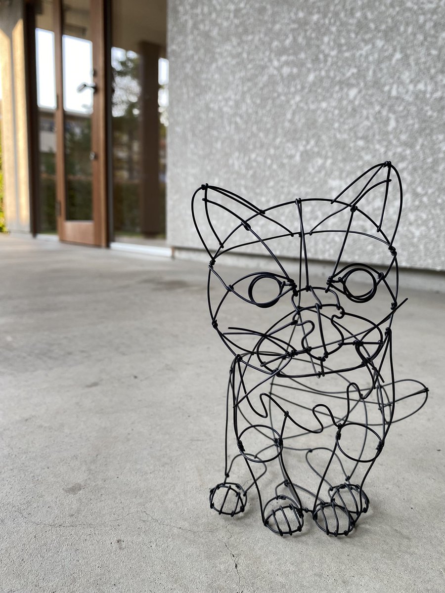 Mute_Prince's tweet image. かわいい子をお持ち帰り💕
#wireart #wireartwork #はりがねアート #オコン製作所 #はりがねこ