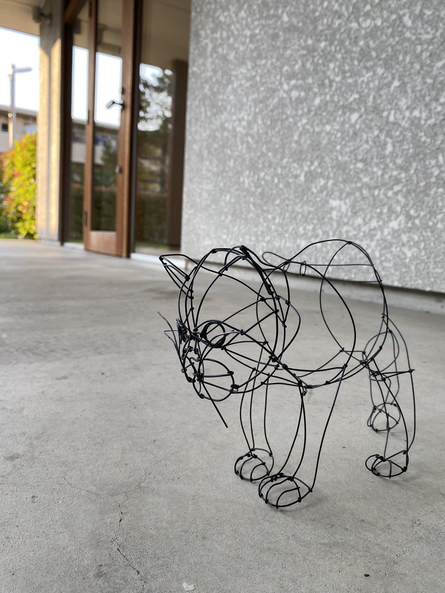 Mute_Prince's tweet image. かわいい子をお持ち帰り💕
#wireart #wireartwork #はりがねアート #オコン製作所 #はりがねこ