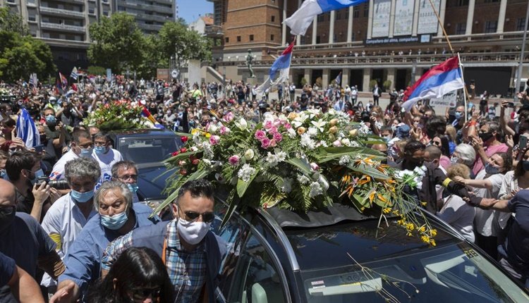 AbCésar tweet media