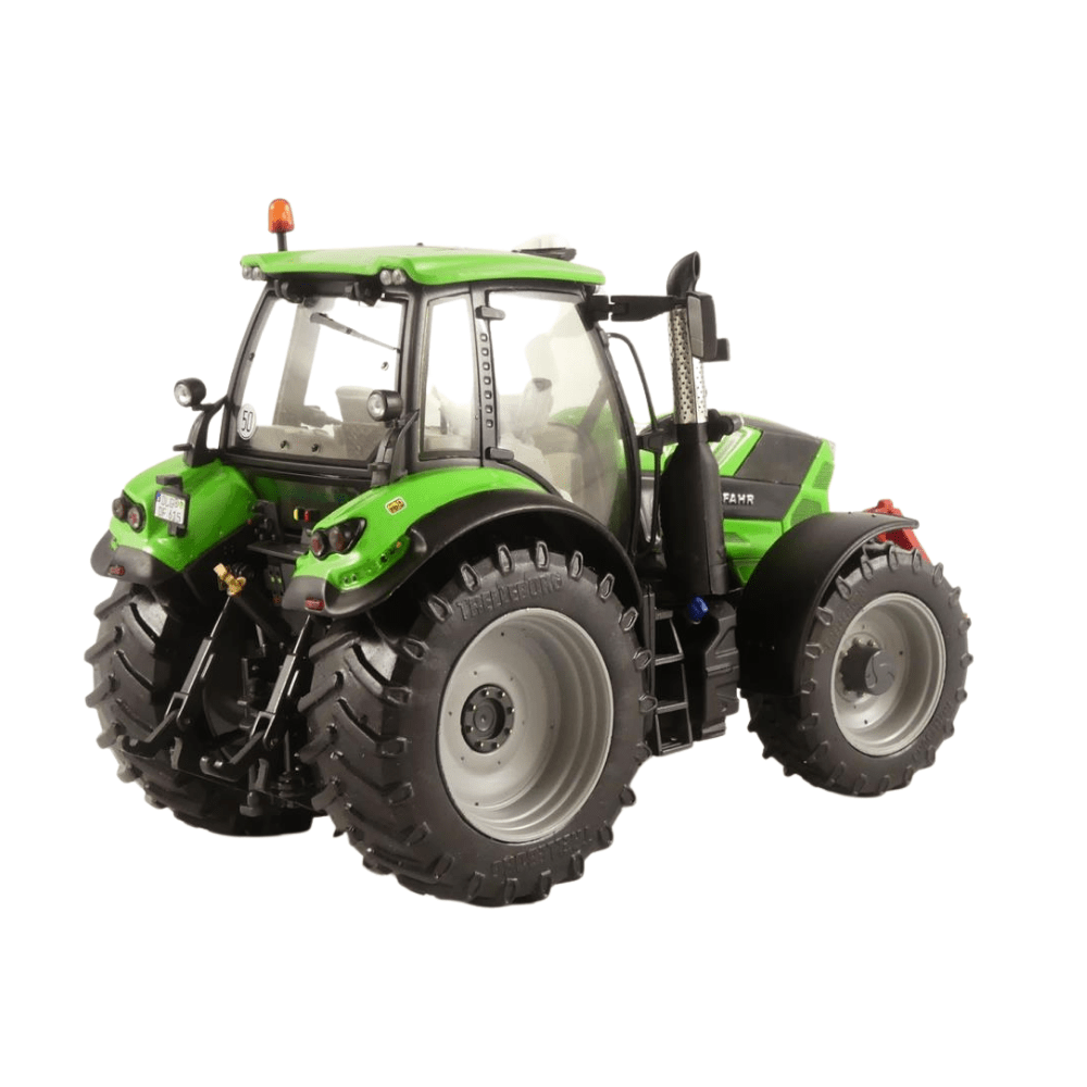 farmodels's tweet photo. Back in stock. 1:32 Deutz Fahr Agrotron 6165 TTV "WARRIOR GREEN".
👇
https://t.co/Nly4WGwetj https://t.co/Ew8uGsuP3D