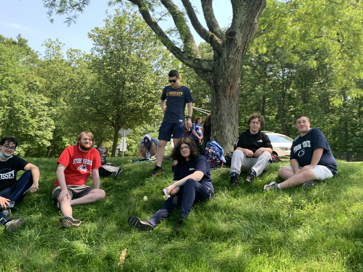 IHHS Counselors tweet media