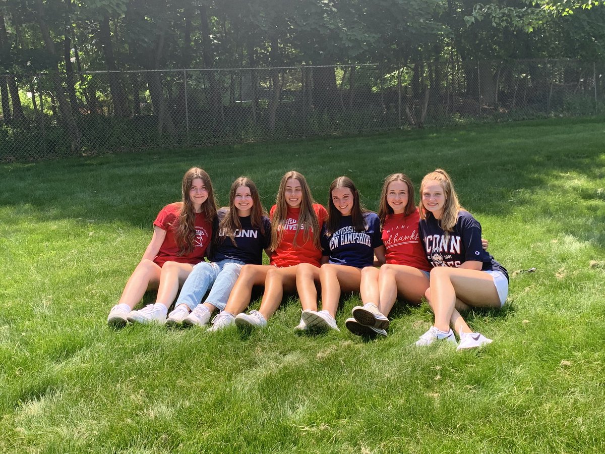 IHHS Counselors tweet media