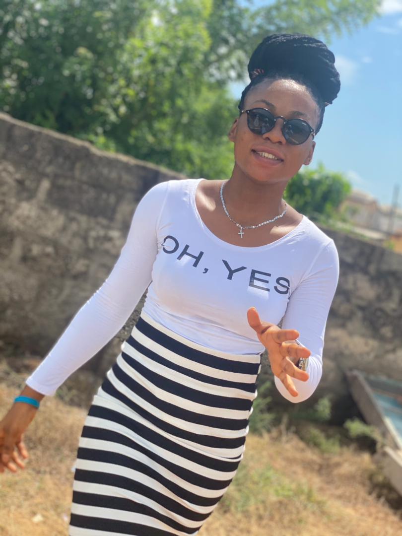 PeaceIyanu2's tweet photo. Happy Sunday 🤍🤍🤍 https://t.co/N56Pv7HU5w