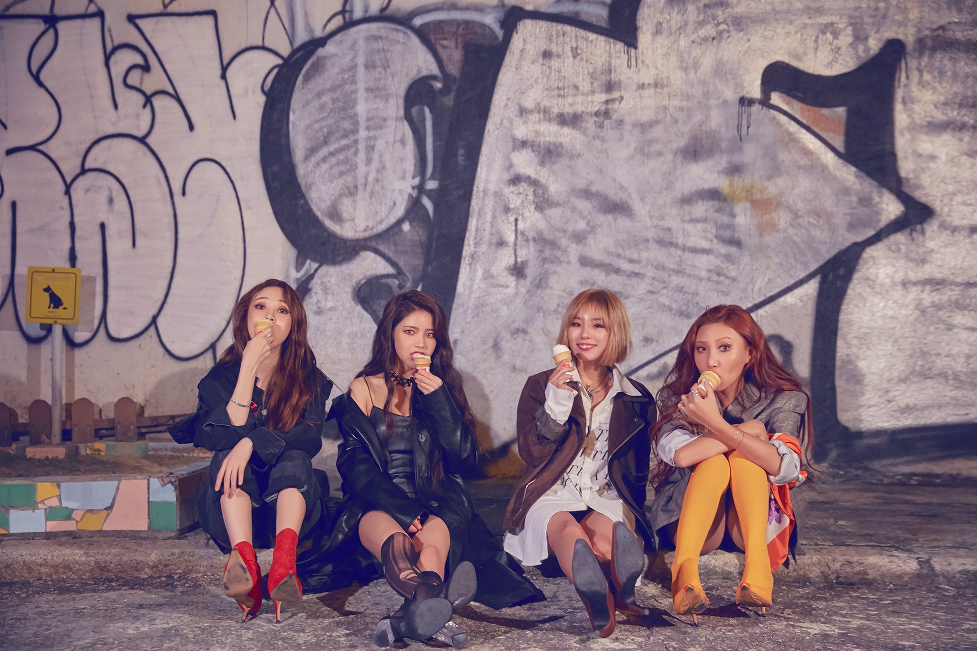 E2FNbmxVIAcptq7?format=jpg&name=large