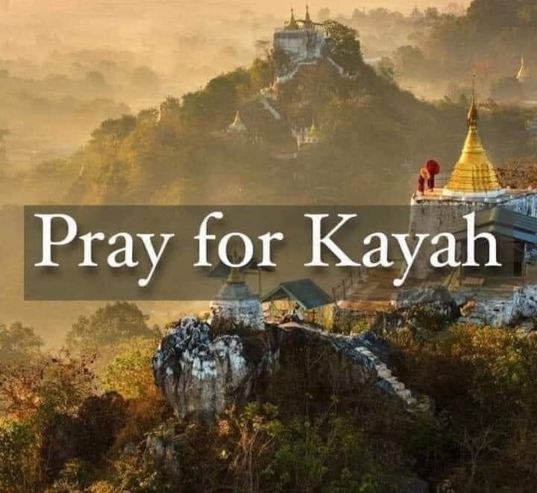 soe_nann's tweet photo. @poppymcp This happened in Kayah State, not in Shan State. It is very worrying situation in Kayah State now as SAC juntas terrorists have brought tanks and heavy artilleries to attack the People Defense Forces and civilians brutally.
#SaveKayah
#SaveMyanmar
#SaveDemoso
#May23Coup https://t.co/0hKi5FTX80