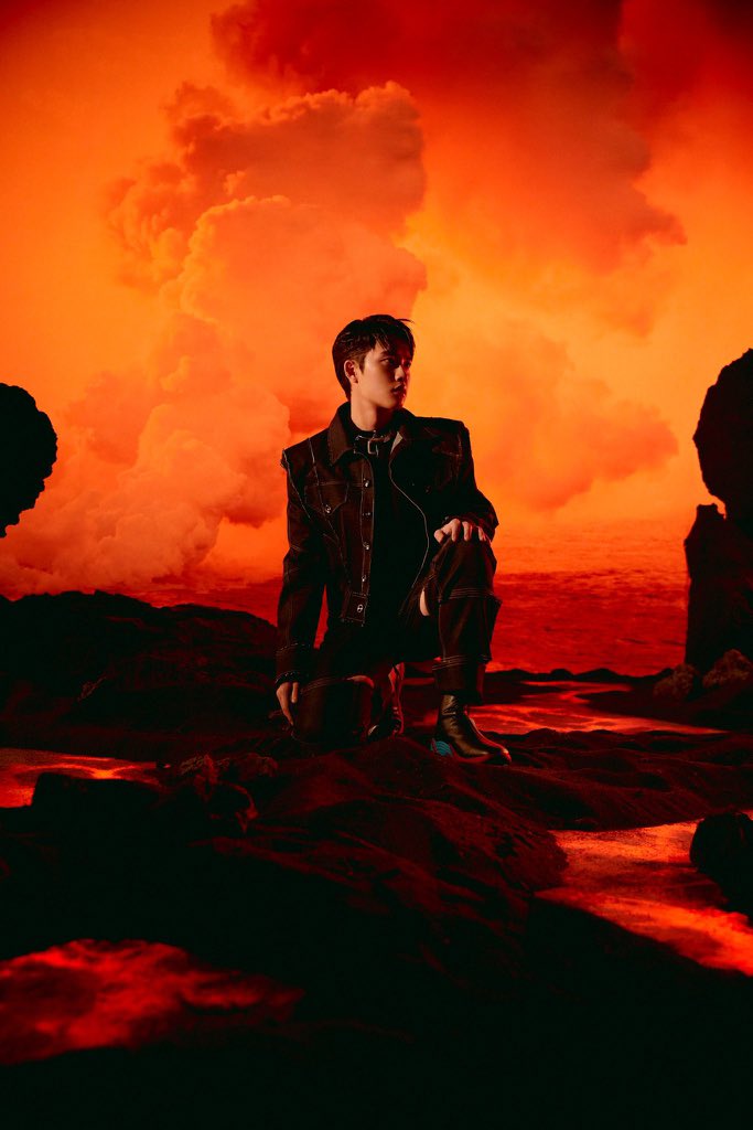 gunikka's tweet photo. 도경수 김민석 서로 반대로 착륙햇나 https://t.co/HLeJ5rxTRM