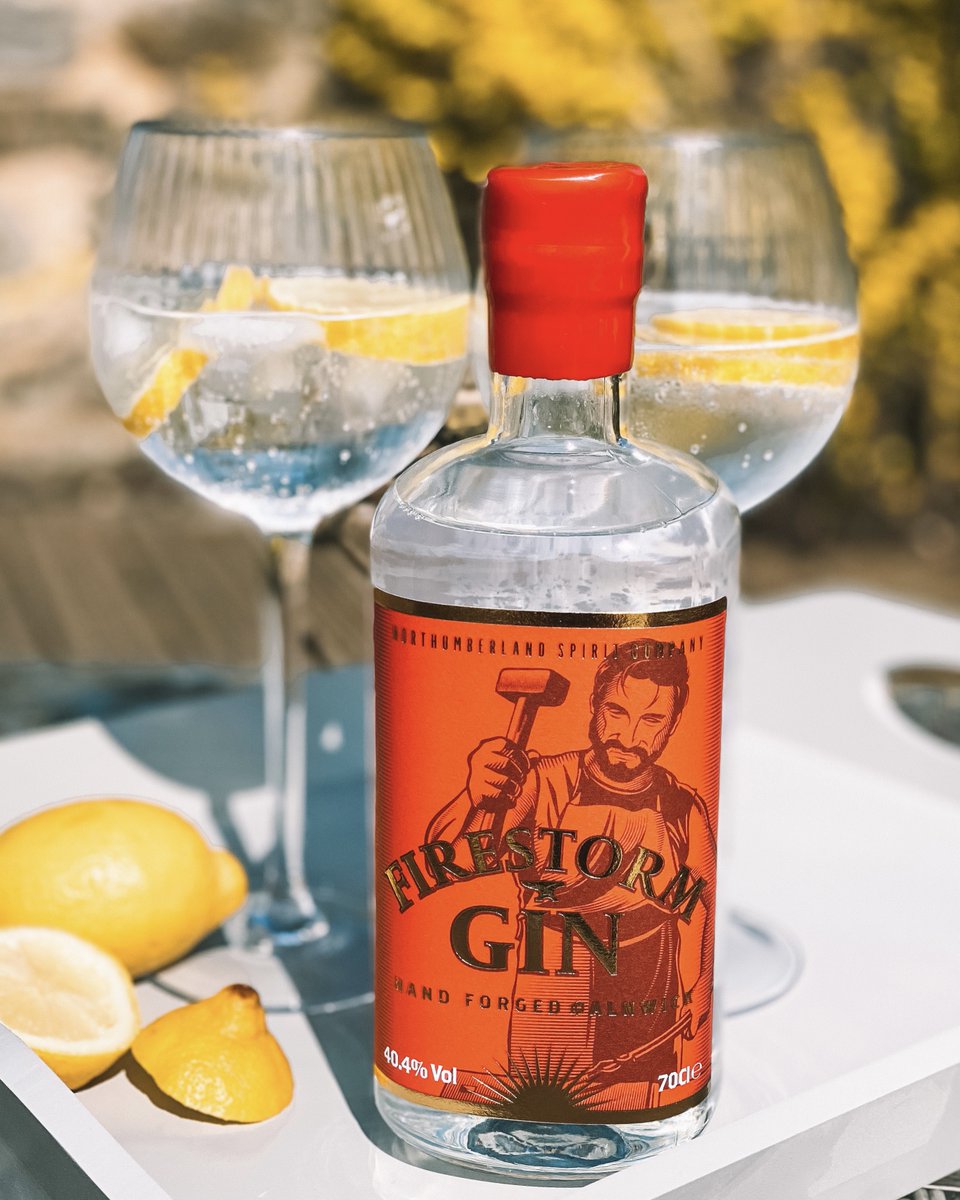 Hoping for some sunshine next weekend 🌞 Make sure you're stocked up on your favourite Northumberland Spirits in time for the #bankholiday weekend! 

#gin #northumberland #handcraftedgin #sunshine #ginandtonic