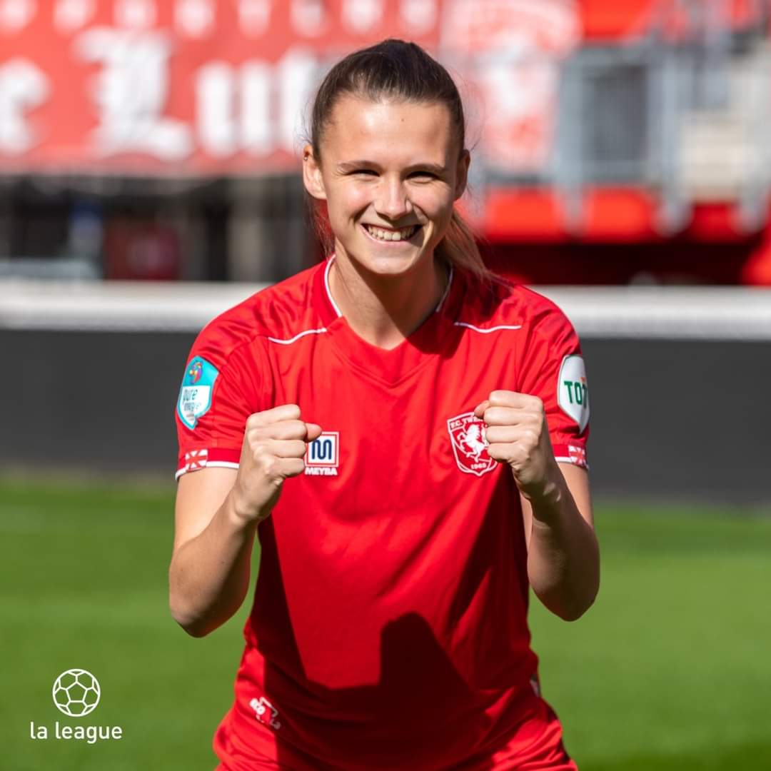 Gefeliciteerd, <a href="/FCTwenteVrouwen/">FC Twente Vrouwen</a>! 🏆

#Kampioenen #VrouwenEredivisie #LaLeague