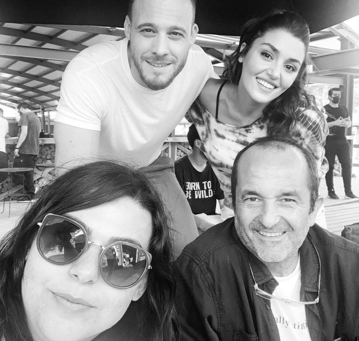 zaynsbursin's tweet photo. HANDE Y KEREM AAAAAH https://t.co/6qf7o0oXio