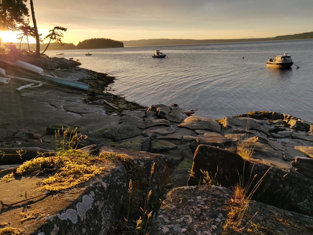 Saturday sunset at Ruxton Island ..