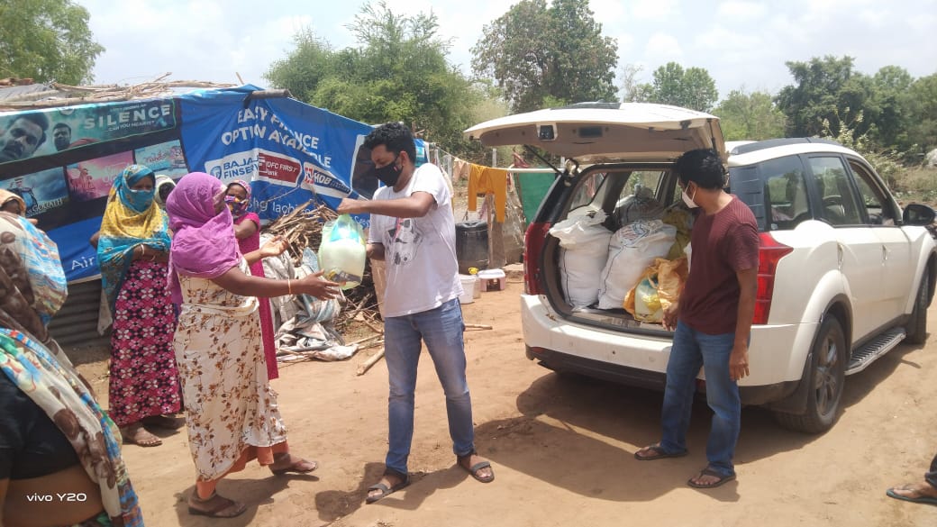 shanprabhakaran's tweet photo. Only with your support we can reach out to more people. Please help us to help them.

#COVID19India #BetterTogether #bettertomorrow https://t.co/PHn89wYucS