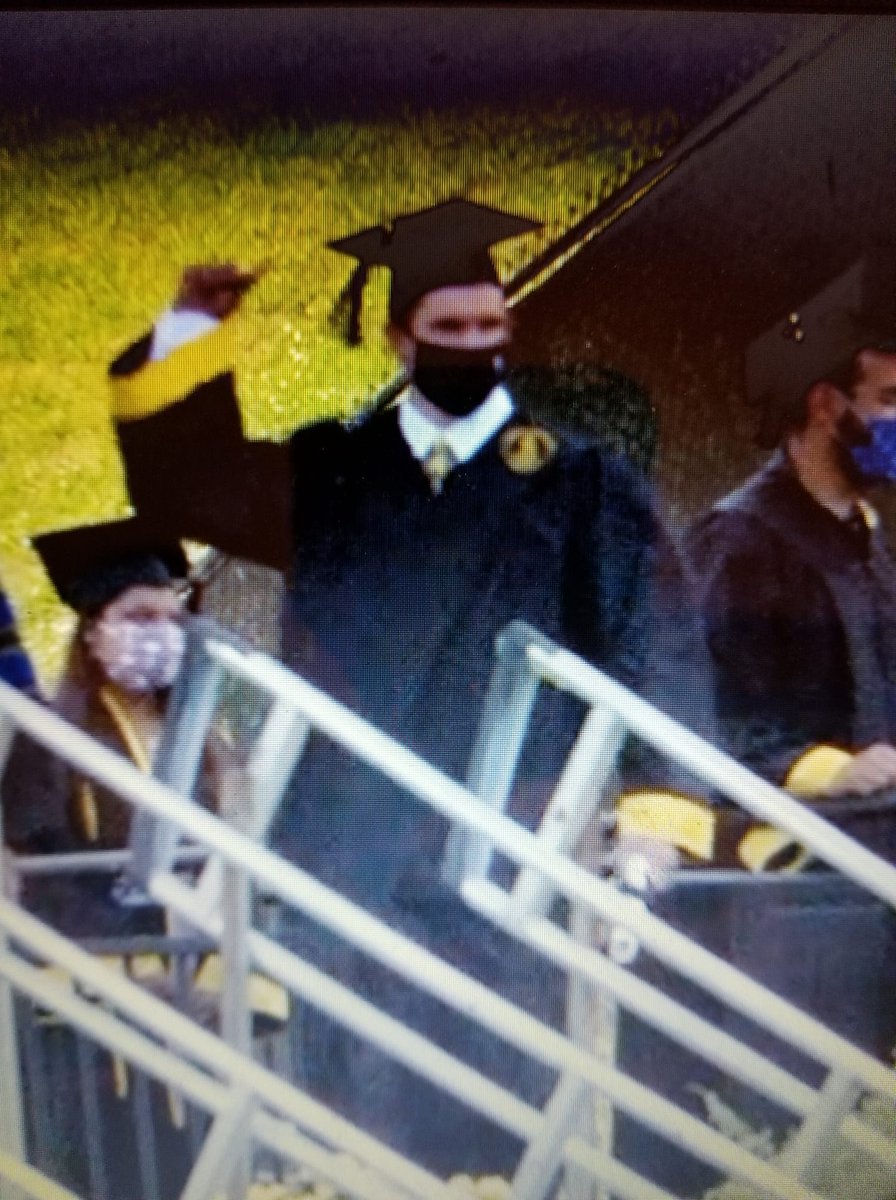 dr_raza_khan's tweet photo. Community college & Transfer Proud. One of our former
@CarrollCC students, Jake Wink, earned his BA degree from @TowsonU after years of persistence, loss of his dad to cancer but the mom's advice to never give up. @MD_CommColleges @MDMHEC @NISOD @transferpride @CCTrustees https://t.co/eDEO2TQnbn