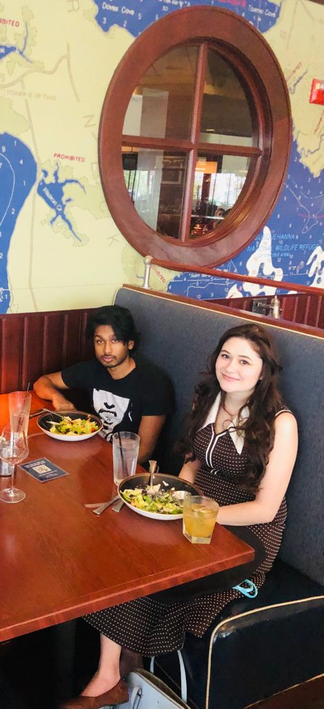 ashwingane's tweet photo. Project discussion with #phoenixray
#Mitchellsfishmarket
#TheATG #ATG #AshwinTGanesan #phonixray #Composer #filmcomposer #musician #hiphopartist #hiphopbeat #hiphopartists #Detroitrapartist https://t.co/rKDXllt5hX