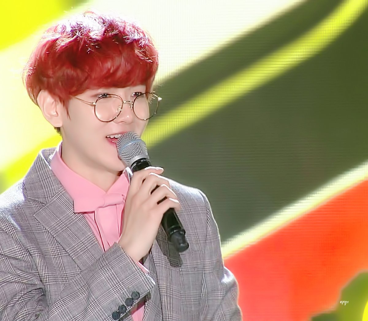 Biribingbing's tweet photo. #BAEKHYUN #백현 

https://t.co/cVMBclhUhg
https://t.co/gyrX3Clqj0 https://t.co/bMSmWfgVmn