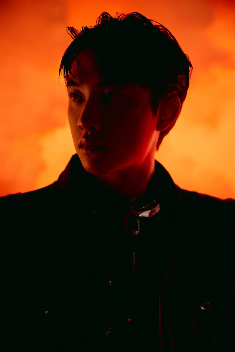 supri0312's tweet photo. Kita pemuda yang dimabok D.O. Kyungsoo....Plis ganteng banget yaampun😭

EXO TEASER EPISODE 01

EXO 엑소  SPECIAL ALBUM 
DON'T FIGHT THE FEELING 

#DoKyungsoo #하다 #DOEXO #EXO_SignalReceived
#DONT_FIGHT_THE_FEELING
#EXO #엑소 #weareoneEXO @weareoneEXO https://t.co/n1Dq3qq3gP