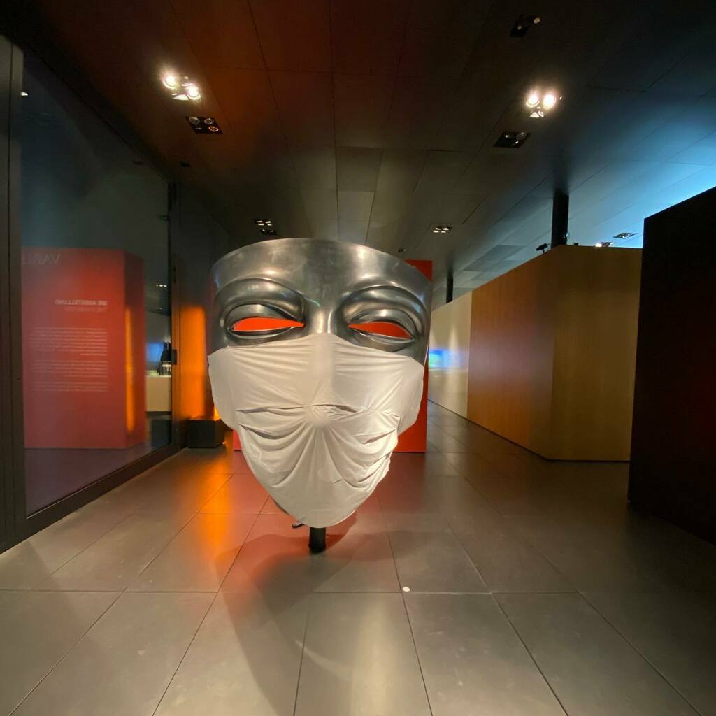011i's tweet image. Mit Maske. #museum #kalkriese #varusschlacht #t instagr.am/p/CPOFPwhHo2J/
