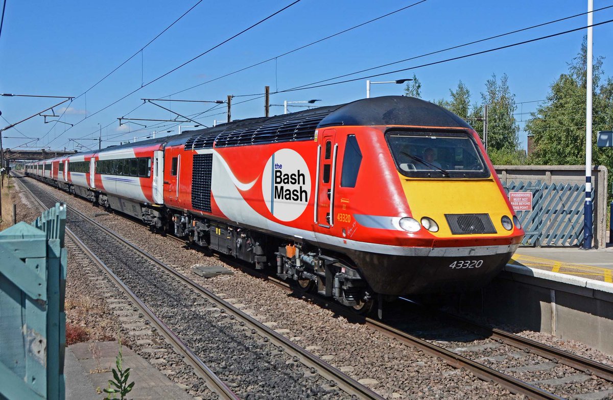 thebashmash's tweet photo. @weareEMR Leaked.

#SomethingSpecialIsComing #EndOfAnEra #GoodbyeHST #TeaserTrailer https://t.co/XeZi8RvTXX