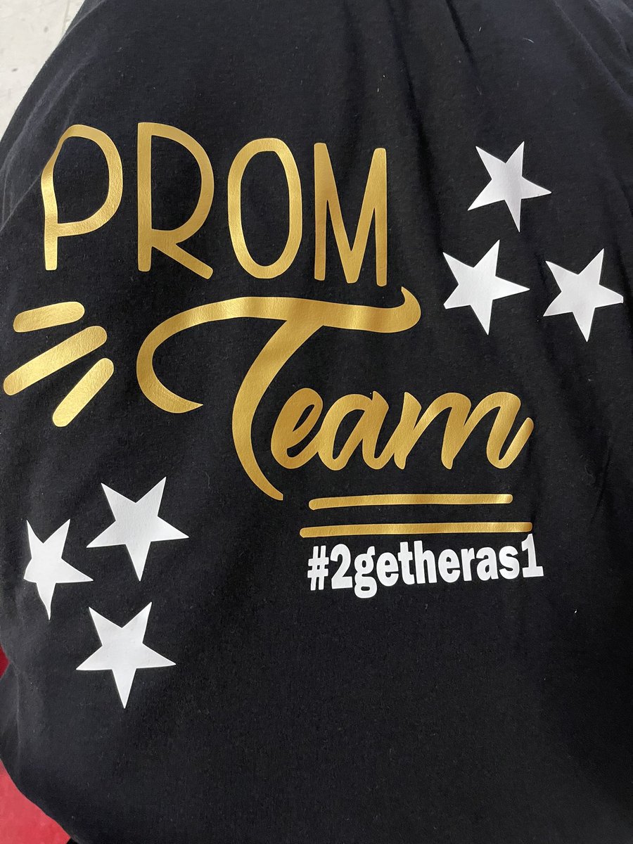 VeraPerkovic_'s tweet photo. Thank you to the chaperones that came out to support our seniors at Prom! Huge shoutout to Ms.&amp; Mr. HICKS, Ms. García, Mr. &amp; Ms. Pichardo, Ms. Barr, Ms. Vergara, Ms. Covard, Mr. May, Ms. Falten,our custodial staff and many others, for making it a special evening for our Seniors❤️ https://t.co/ec99wpOkM6