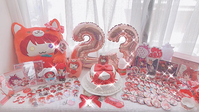 ❤ᎻᎯᎵᎵᎩ ᏴᎥᏒᎢᎻᎠᎪᎩ❤ 
23歳のお誕生日おめでとうございます!
今年の莉犬くんのお誕生日はケーキやクッキーを作ってみました!
莉犬くんにとって幸せで充実した楽しい1年になりますように💭

#莉犬くん
#莉犬くん誕生祭2021  #莉犬くん誕生日 