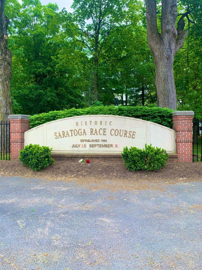 FHR_Sports's tweet photo. Thanks Alex when travel is allowed by Canadians we have to get back to Saratoga. Only got to visit in the winter when we on a trip for a Hockey Tournament. The town is one of the classics in America and has the best summer racing meet. July 15th to September 6th. https://t.co/XAh6B5x53t