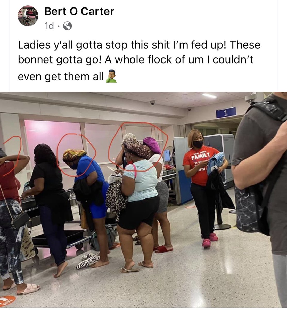 SparKLeShiNes's tweet photo. Wish y’all would leave black women alone https://t.co/fXU8dpamNX
